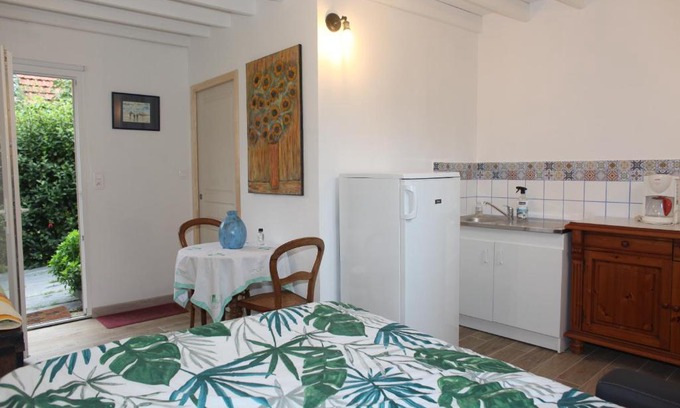 Champeaux House | Cozy Studio Near Mont Saint Michel with Top Guest Rating