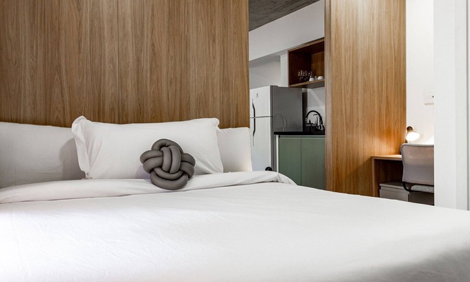 Republica Apartment | Cozy Studio Premium with Balcony & Pet-Friendly Amenities