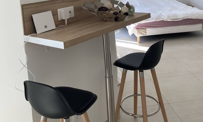 Mantes-la-Jolie Apartment | Comfortable Studio Near Train Station & City Center