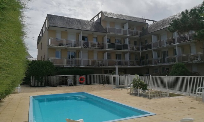 Quiberon Apartment | Top-Rated Studio Quiberon with Ocean View Terrace for 4
