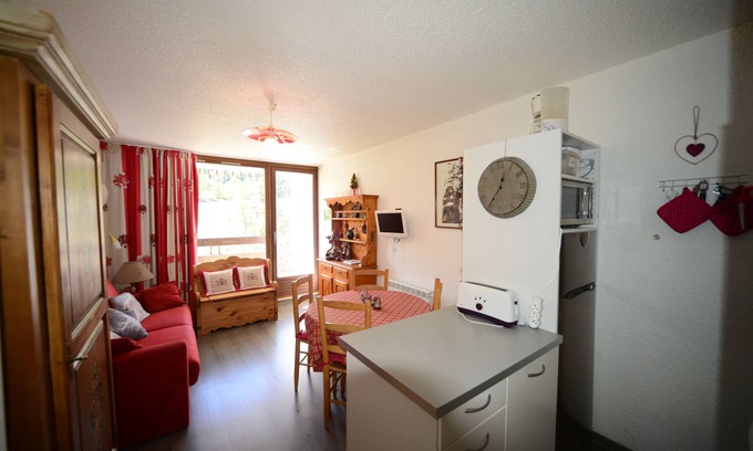 La Salle-les-Alpes Apartment | Cozy Studio Retreat for 4 Near Serre Chevalier Slopes
