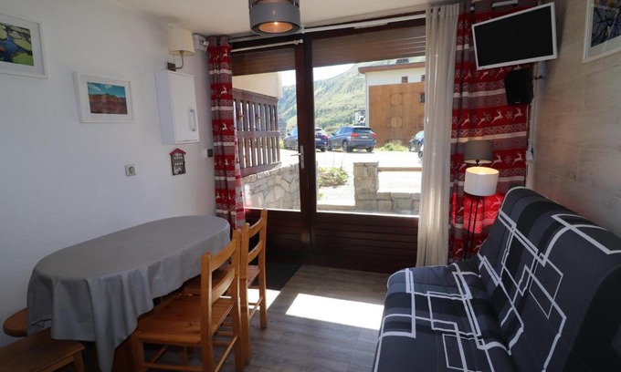 Les Almes Apartment | Renovated Studio in Tignes Le Lac with Balcony & Terrace