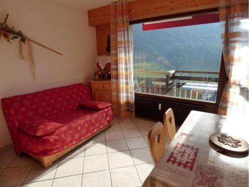 Le Grand-Bornand Apartment | Renovated Studio with Balcony Near Ski Lifts for 5 Guests