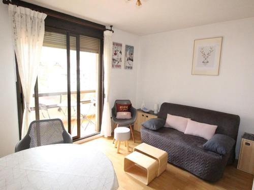 Bagneres-de-Luchon Apartment | Cozy Studio Near Cable Car with Scenic Mountain Views