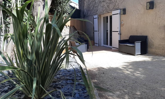 Grezieu-la-Varenne Apartment | Cozy Studio with Terrace and Scenic Outdoor Views