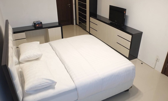 Jakarta Apartment | Cozy Studio Room at St. Moritz Presidential Puri, Jakarta