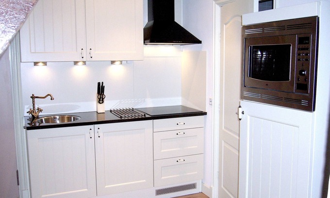 Wieringerwaard Apartment | Cozy Studio Rose with Kitchen in Apartment Farm Nieuwesluis