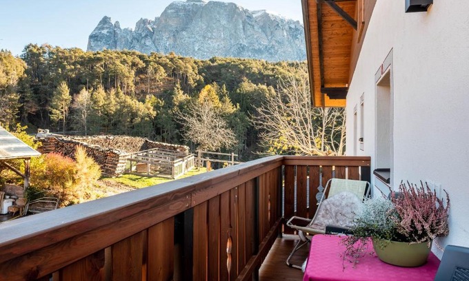 Fie allo Sciliar Apartment | Pet-Friendly Studio Santnerblick Gfliererhof - Rated 9/10
