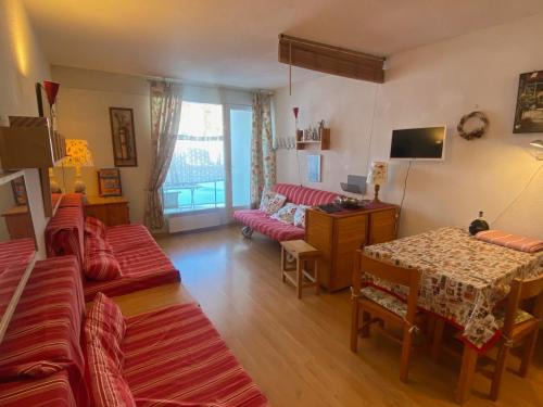 Montgenevre Apartment | Cozy Apartment Les Anges - Perfect for Slopes Adventure