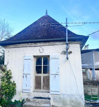 Saint-Florentin Apartment | Budget-Friendly Stay at Studio St Florentin