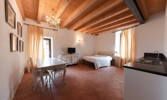 Affi Apartment | Studio-Superior-Ensuite with Shower-Countryside view-Monolocale