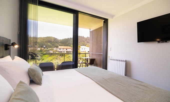 Santana House | Studio superior w/kitchenett and balcony