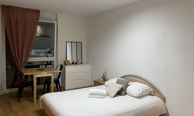 Prilly Apartment | Cozy Studio Near Lausanne with Parking for Families!