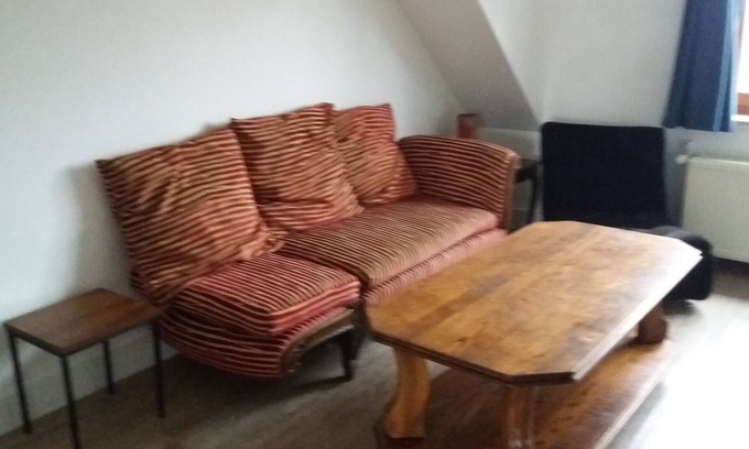 Laken Apartment | Cozy Studio with View of L'Atomium - Perfect for Families