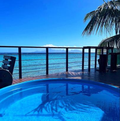 Paea House | Oceanview Studio at Tahatai Paea with Private Beach Access
