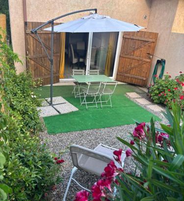 Casamozza House | Fully Equipped Studio Near Airport - Ideal for Travelers