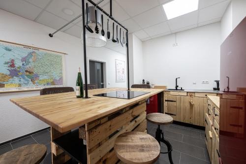 Kurenz Apartment | Stylish Wohnwerk Studio Petrisberg: Rated 9.5/10 & Pet Friendly