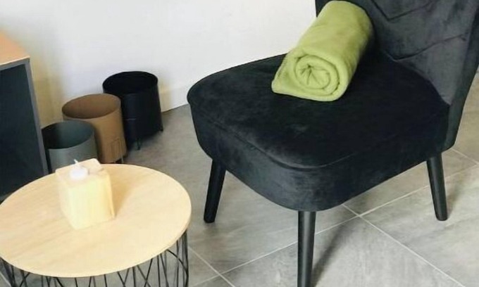 Saint-Julien Apartment | Cozy Studio Tropical with Kitchen Amenities for Your Stay