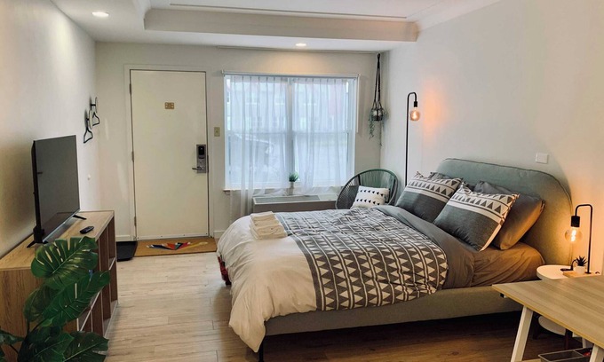 Dartmouth Apartment | Pet-Friendly Studio in the Urban Nest by Sweet Digs