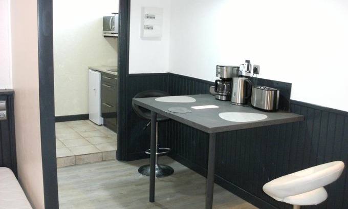 Vic-sur-Cere Apartment | Pet-Friendly Studio Vic 2.0: Breakfast Included & Rated 8/10