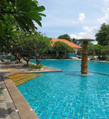 Jomtien Apartment | Oceanfront Studio at View Talay 5C - Rated 9.1/10