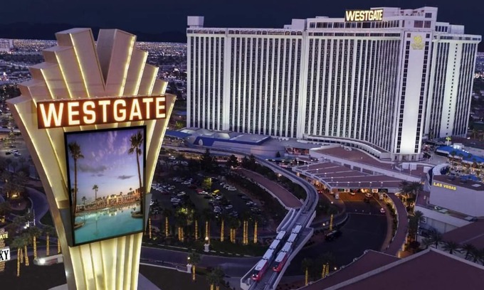 Las Vegas Resort | Inviting Studio Villa at Westgate Las Vegas Resort & Casino