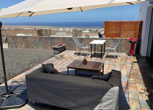 Yaiza Apartment | Budget-Friendly Studio with Sea View in Lanzarote Heights