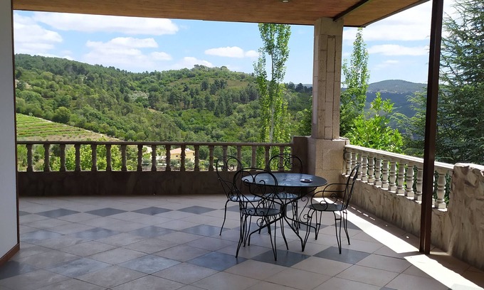 Vila Real Apartment | Cozy 2-Bedroom Studio in the Beautiful Douro Region