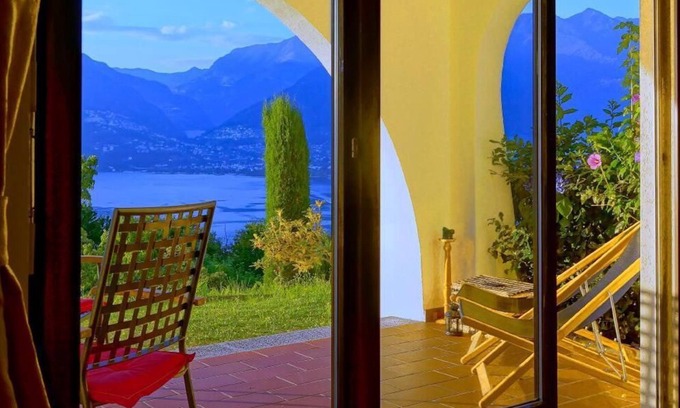 Vira Apartment | Cozy Holiday Apartment Vira with Ocean View and Pool