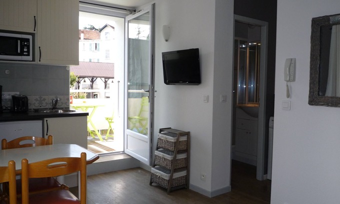 Thonon-les-Bains Apartment | Cozy Studio with Balcony Near Thermal Baths in Thonon