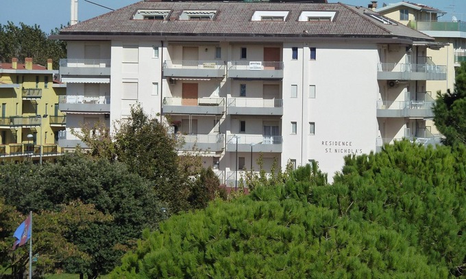 Jesolo Apartment | Cozy Balcony Apartment Steps from the Sea with Ocean Views