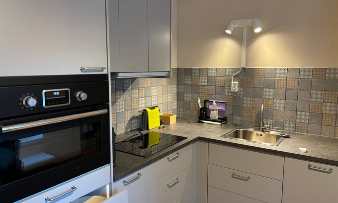 Kallio Apartment | Studio with balcony in Kallio