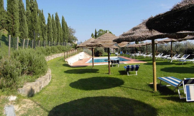 Cerreto Guidi Apartment | Relaxing Studio with Garden and Private Outdoor Pool