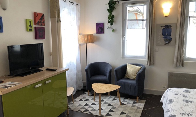 Thonon-les-Bains Apartment | Modern Studio with Private Parking Near Thonon Thermes