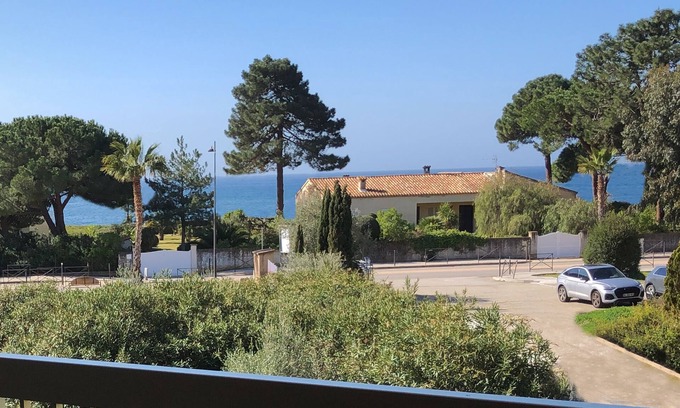 Spelunca-Liamone Apartment | Cozy Studio with Sea View Terrace in Bay of Sagone