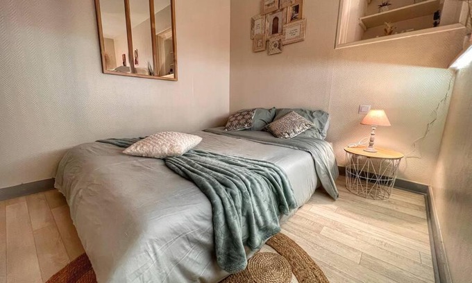 Cognac Apartment | Pet-Friendly Studio ZEN in Heart of Cognac with High Rating