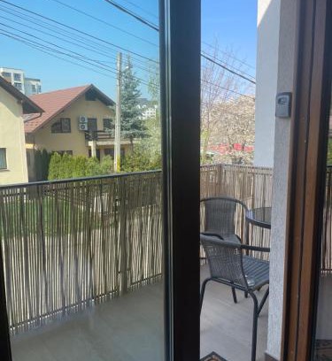 Suceava Apartment | Cozy Studio with High Ratings and Family-Pet Friendly Stay