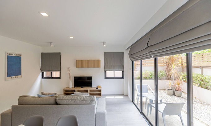 Thapae Apartment | Comfortable Studio365 Apartment with Spa & Breakfast
