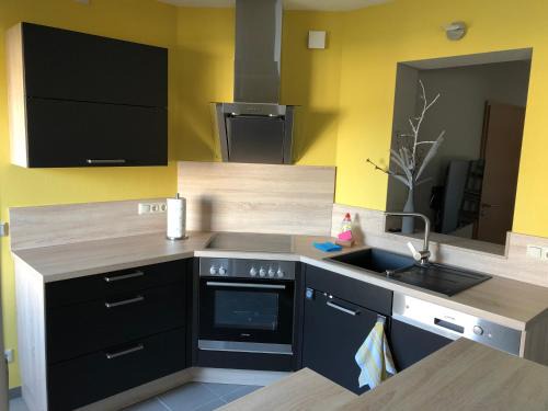 Meinerzhagen Apartment | Cozy Studio Apartment Near Meinhardus-Schanze - 9.2 Rating