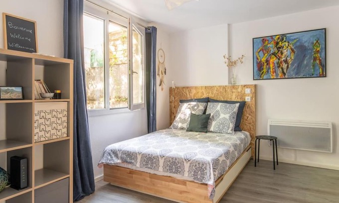 Quartier Chorier-Berriat Apartment | Comfortable Studios with Parking, Balcony near Tram