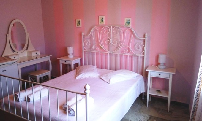Sivros Apartment | Oceanfront Studios Lefkada with Breakfast & Pet-Friendly Stay