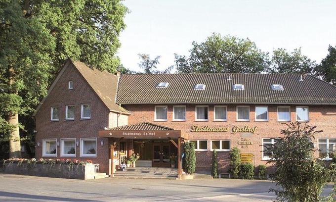 Egestorf Hotel | Welcoming Studtmann's Gasthof: Family-Friendly with Breakfast