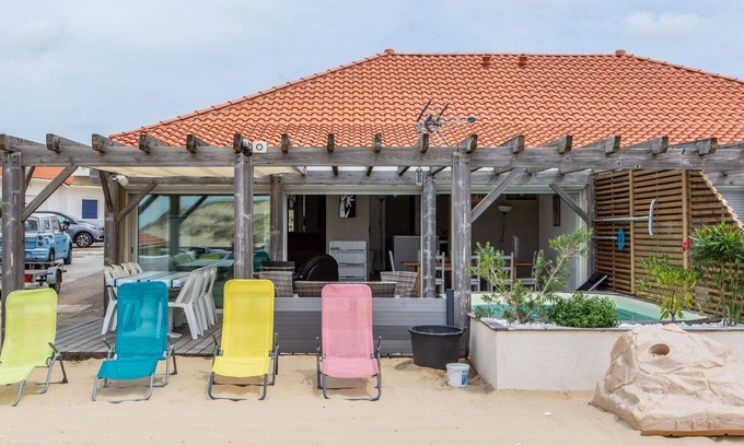 Vieux-Boucau-les-Bains House | Inviting Villa for 8 with Private Pool & Ocean View