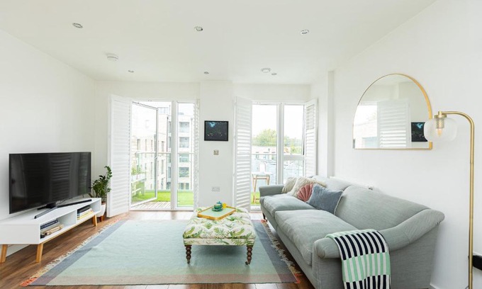 Hackney Apartment | Experience a 4-Star Flat in Hackney near London Fields