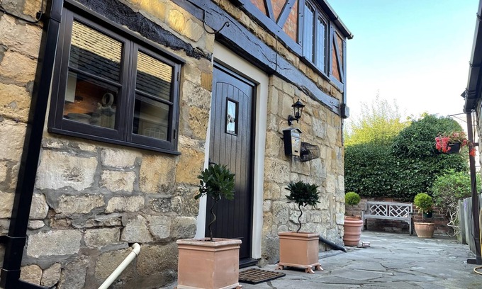 Winchcombe House | Guest Rated 10/10: Cozy 2 Bed Cottage in Winchcombe