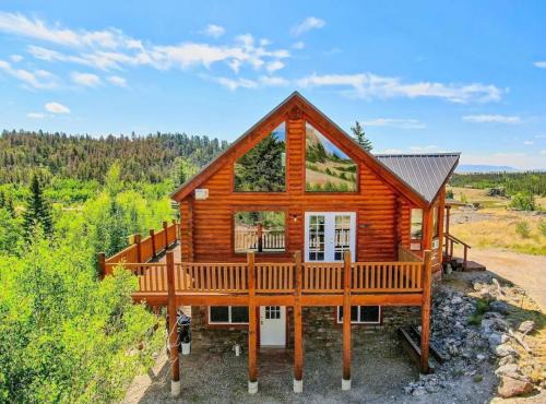 Indian Mountain House | Stunning 2 Bedroom 1.5 Bath Cabin on 3.5 Acres