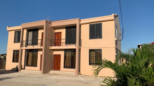 Mlingotini Apartment | Guest Rated 9.6: Family-Friendly 2BR Near Dar Beach