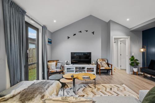 Lake Hayes Apartment | Stunning 3Bedroom Apartment Queenstown