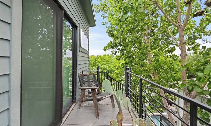 Foster Heights House | Stunning 4-bedroom house near downtown Austin!