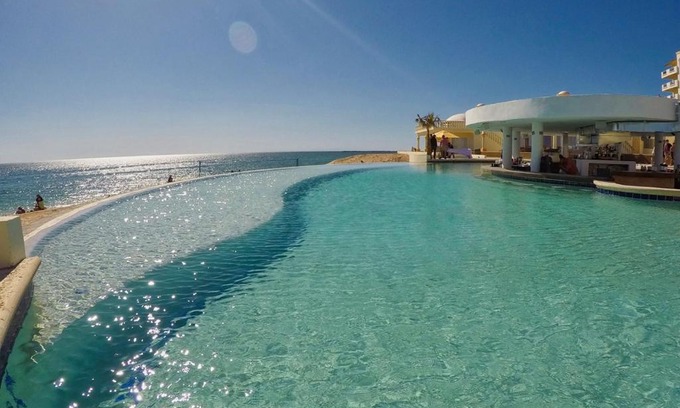 Sandy Beach Villa | Oceanfront 4 Bedroom Villa at Las Palmas Beach Resort